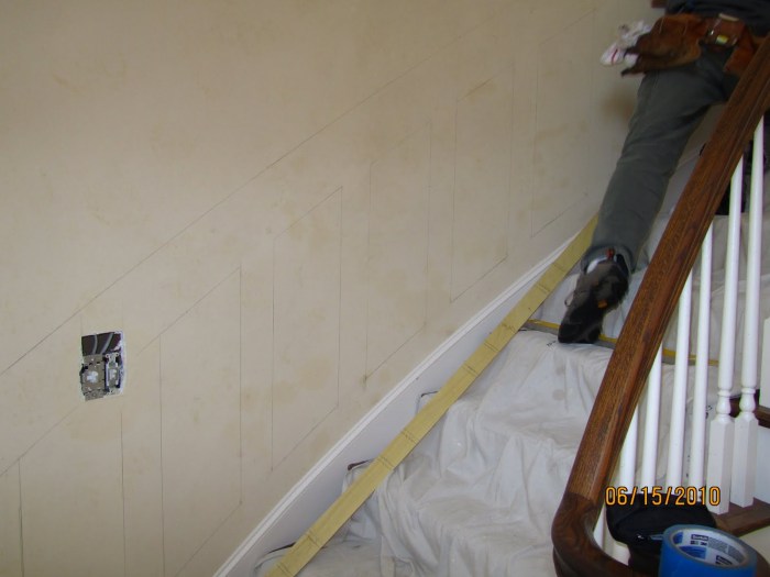 How to attach siding to a curved wall