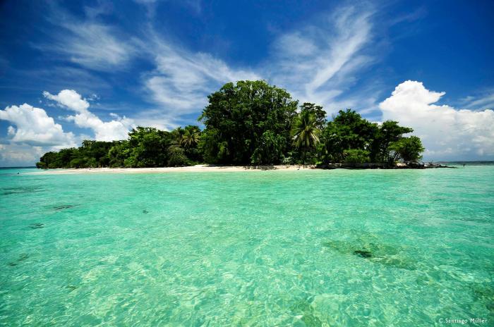 How to get to bocas del toro panama