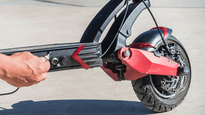 How to fix a short circuit on a scooter