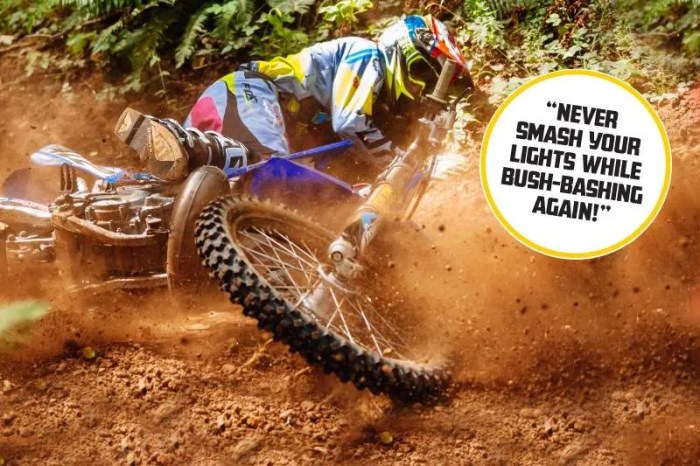 How to fix a short circuit on a motorcycle