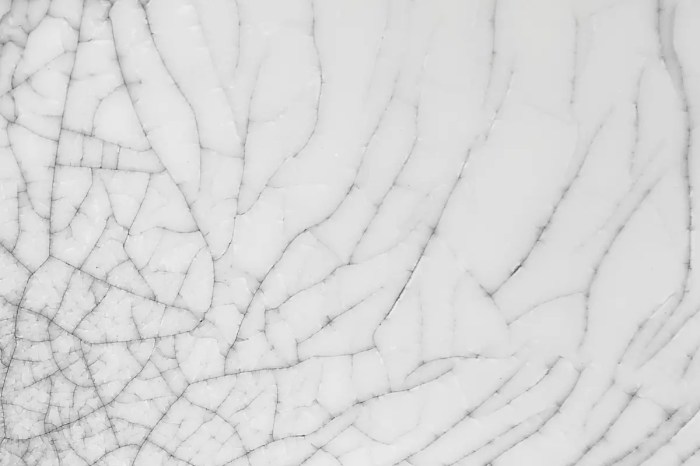 Cracks hull holes advice offshoreonly How to find stress cracks vs spider cracks