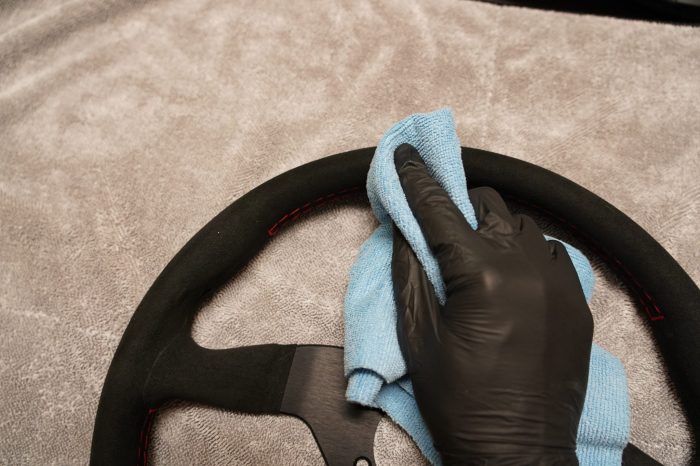 How to clean alcantara