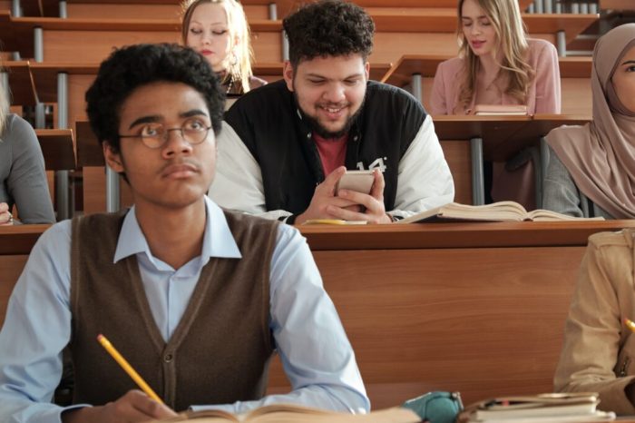 How to write an email to a college admissions office