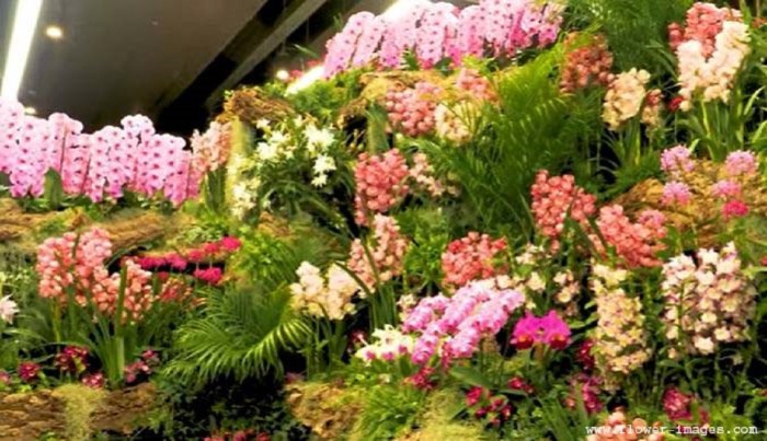 Mastering Artificial Flower Arrangements