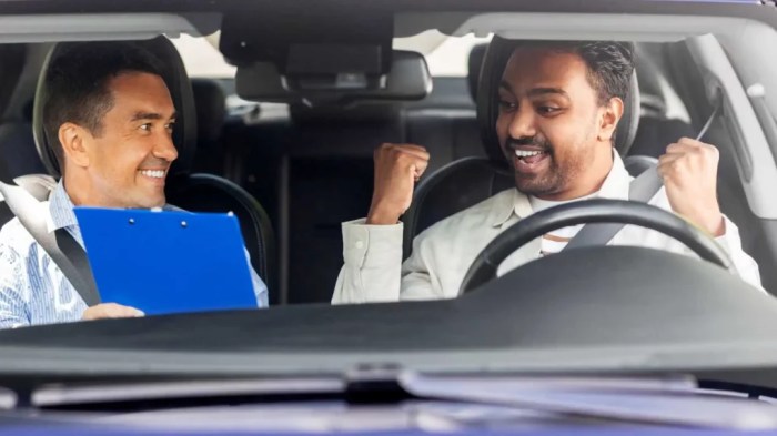 Do car dealerships offer temporary insurance