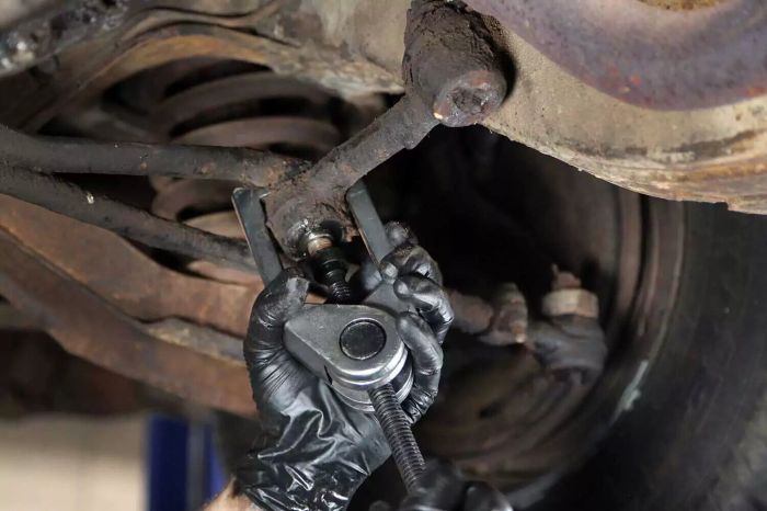 How to remove stuck idler pully