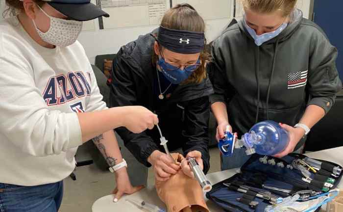 How to work as an emt while in college