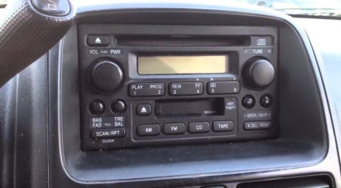 How to clear radio station list on 2023 honda cr-v