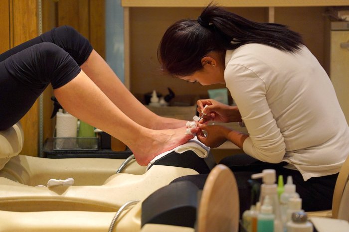 Nail shop madison and western