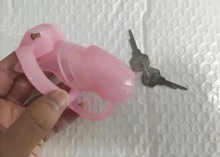 How to put a chastity cage on