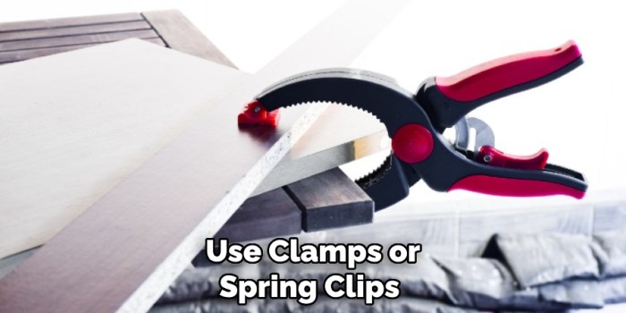 How to mount clip-in correction frame for heine s-frame