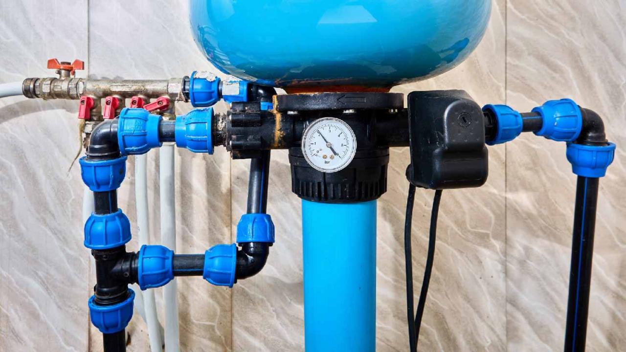 How to install a pressure tank on a well