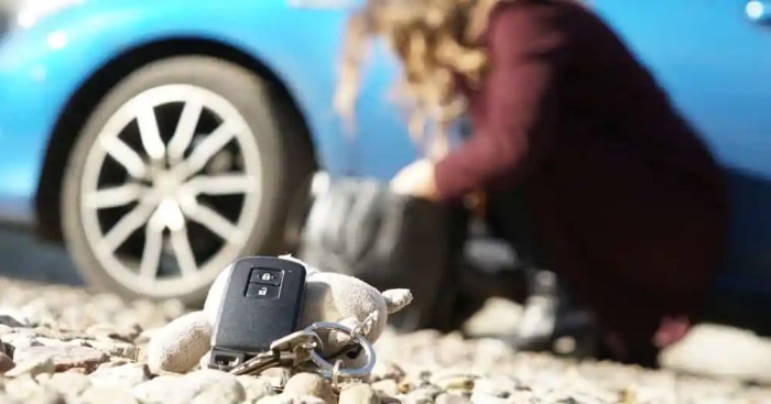 Are lost car keys covered by insurance