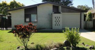 32 jones parade coolum beach