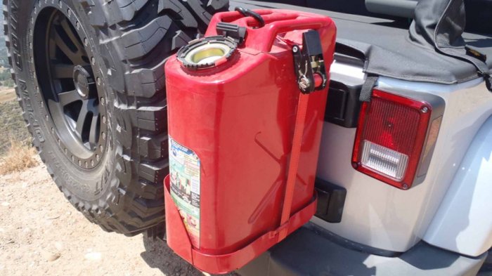 How to mount luggae on a jeep wrangler