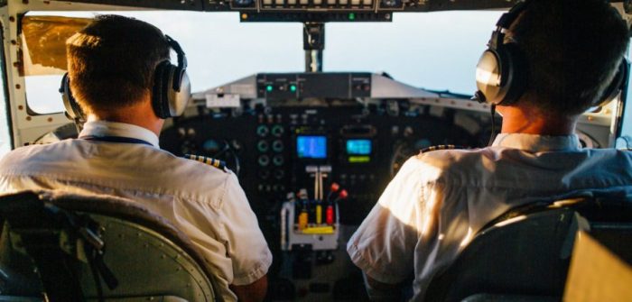 How to become a private jet pilot