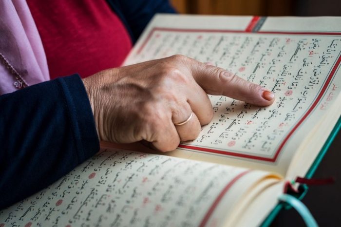How long does it take to read the quran