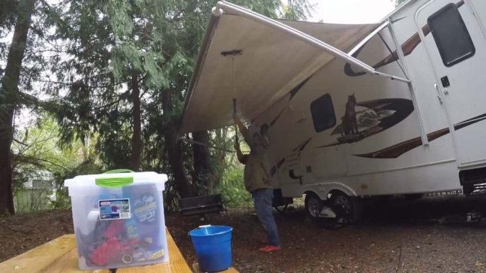 How to clean camper awning
