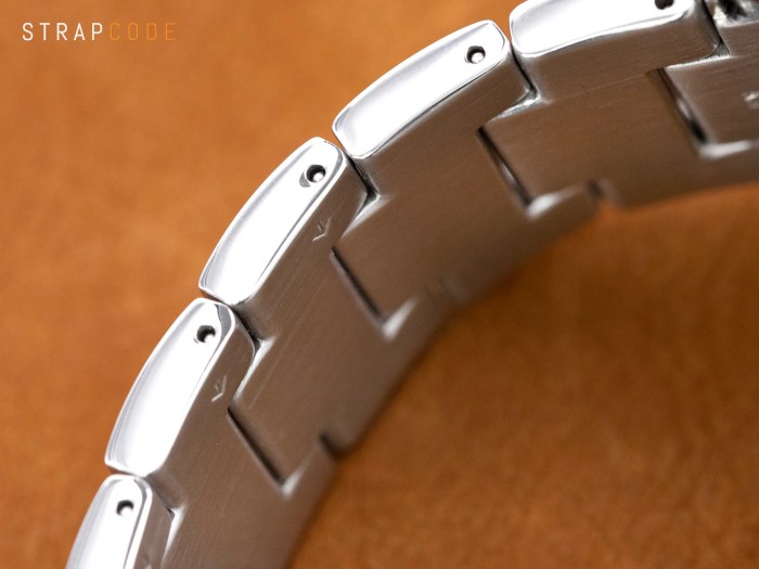 How to adjust the band on a seiko watch