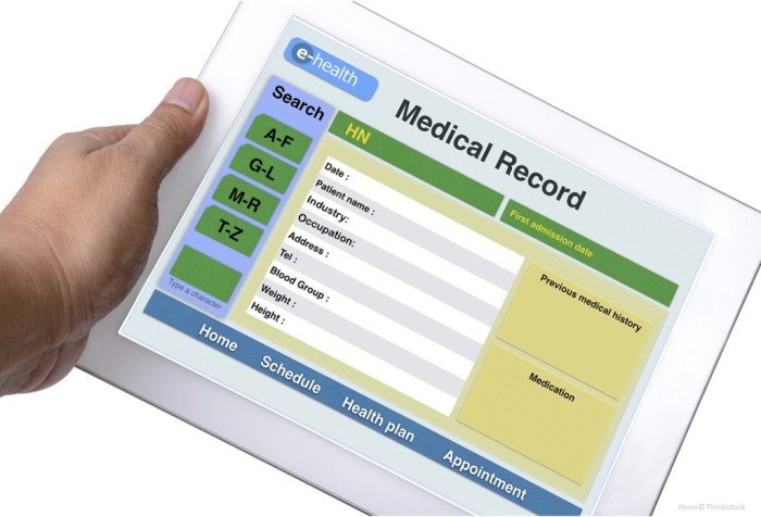 How is a correction made to an electronic health record