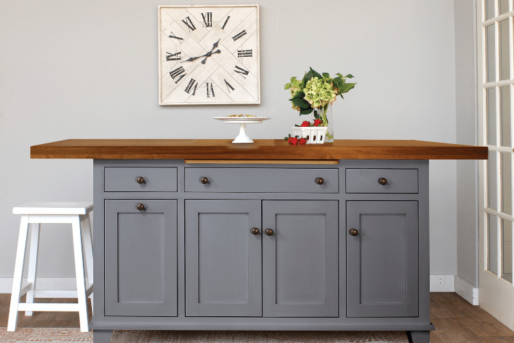 The Heart of the Home: Designing Your Dream Kitchen with a Farmhouse Table Kitchen Island