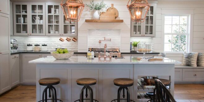 Cozy & Chic: 30+ Farmhouse Kitchen Ideas to Inspire Your Dream Space