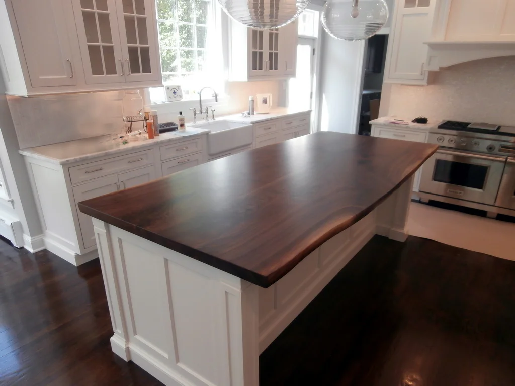 Live Edge Wood Countertops: A Comprehensive Guide to Natural Beauty and Rustic Elegance